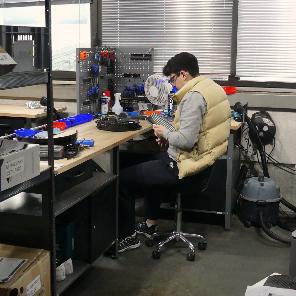 Wartung in der Roboter-Deals Werkstatt